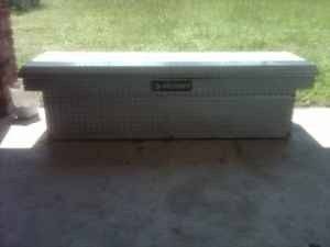 diamond plate tool box in Parts & Accessories