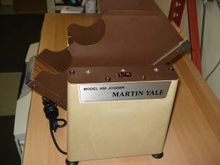 Martin Yale 400 Tabletop Jogger   Reconditioned