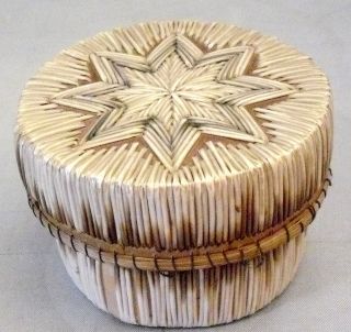 ANTIQUE 1920 PORCUPINE QUILL AND BIRCH BARK BOX – LAKE OF THE WOODS 