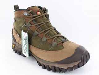 Mens Merrell Boots. Style Quark Mid. Colour Dark Taupe. Lace Up 