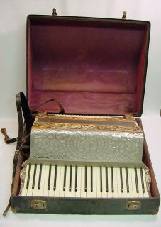 Vintage A.ROSATI Italy Button Keyboard Accordion in Orig.Box Case