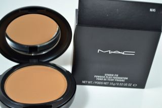   Fix Powder Plus Foundation NC45 New in the Box Authentic MAC Makeup