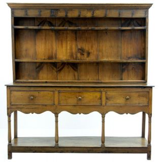 Antiques > Furniture > Dressers & Vanities > Pre 1800