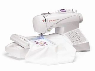 Singer Futura CE150 Sewing / Embroidery Machine w/4 Softwares 