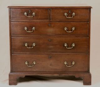 Fine Antique English George III Bachelors Chest of Drawers Dresser c 