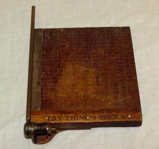 1910 ADVERTISING THINGS SHOES SALESMANS SAMPLE CHILDS PAPER CUTTER 