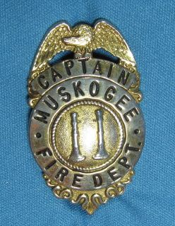   Muskogee Fire Department Captain Badge Eagle Goldtone Metal OK