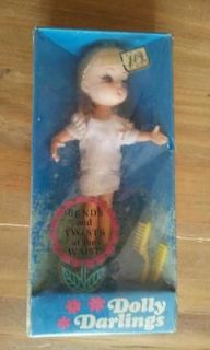 Vintage hasbro doll,toys, dolly darlings new old stock