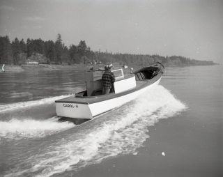 1951 classic vintage wooden boat carol H on water 4x5 original 