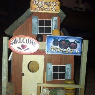 General Store Wodden Bird House With Lots Of Detail