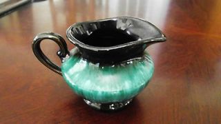 VINTAGE BLUE MOUNTAIN POTTERY PITCHER CREAMER~MID CENTURY ~BMP~CANADA 