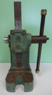 Famco Machine CO #1 3/4 Ton Lever Press Bench Press Used Condition