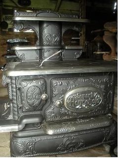Antique Cook Stoves in Home & Hearth