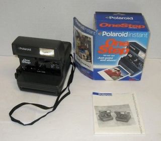 VTG Polaroid One Step Instant 600 Camera + Manual & Box 932N