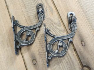 HAND RAIL Brackets cast iron Stair Railing music note old antique 