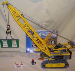 lego crawler crane in LEGO