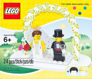 NEW LEGO WEDDING CAKE TOPPER Set 853340 w/ BRIDE & GROOM Minifigures 