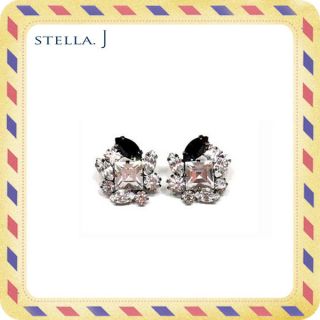 Stella.J] Stud Earrings with Black Boat Shaped Stone w/Swarovski 