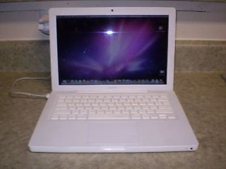apple macbook laptop in Apple Laptops