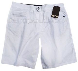 oakley golf shorts in Mens Clothing