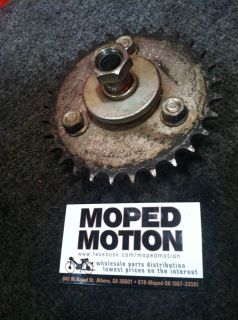   Jawa Stella Rear Wheel Engine Drive Chain Sprocket Gear @ Moped Motion