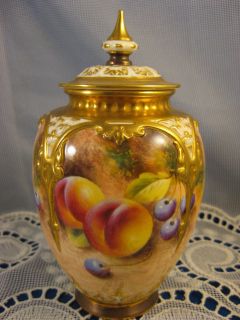 Royal Worcester ~ FRUIT POTPOURRI VASE ~ Handpainted Signed Jar