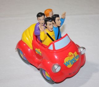   GIFT! Retired HTF 2003 THE WIGGLES MUSICAL PUSH N GO Party BIG RED CAR
