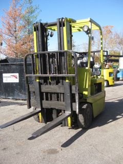 used electric forklifts in Forklifts & Other Lifts