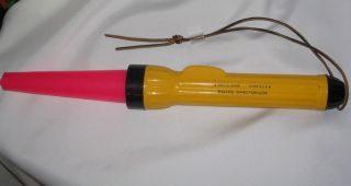Vintage Bright Star 3 Cell Flashlight Traffic Director Lite with Pink 