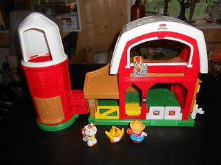 FISHER PRICE LITTLE PEOPLE SOUNDS FARM BARN WITH ANIMALS & FIGURE