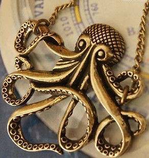 Octopus in Clothing, Shoes & Accessories