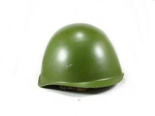 Soviet Russian soldiers SSH40 M40 steel helmet