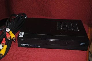 APEX DT 502 DTV CONVERTER BOX TESTED NO REMOTE MUST READ FREE SHIP B
