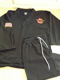 Sporting Goods  Exercise & Fitness  Martial Arts  Clothing, Shoes 