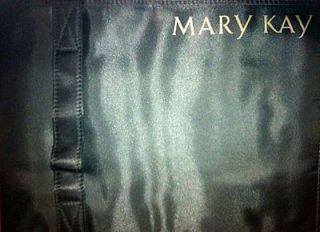 mary kay roll up bag in Cosmetic Bags