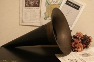Antique Phonograph Horn in Phonographs, Accessories