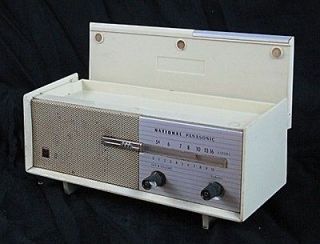 Vintage Panasonic Transistor Radio in Transistor Radios