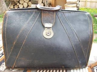 Vintage Antique 1900 Leather Gladstone Weekend Bag Luggage 