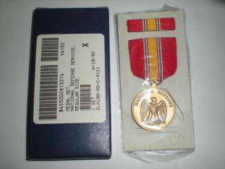 US NATIONAL DEFENSE SERVICE MEDAL   FULL SIZE   MIB