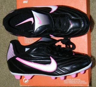 New Girls Nike Soccer Cleats (Softball, Pink/Black)   Size 12.5
