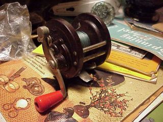 vintage penn model 78 fishing reel brown bakelite body &red handle