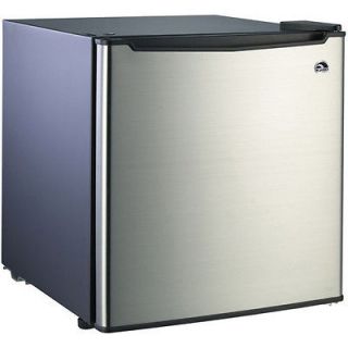 Igloo 1.7 cu ft Refrigerator for Dorm, Office   Model FR180