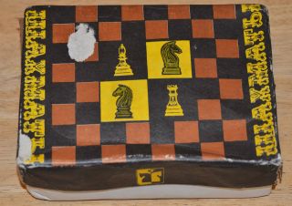   SHIP VTG RUSSIAN HAND MADE WOOD CHESS SET PIECES BOXED USSR 3
