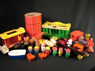   Vintage Fisher Price 7 Little People Play Family Circus Train Cow Farm