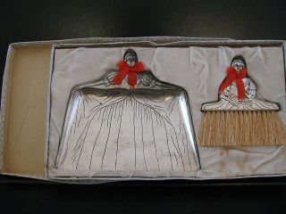 Vintage Japan Crumb Tray Set Orig Box tray and brush Girl with Red 