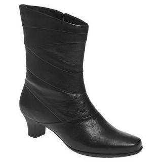 NEW IN BOX ARAVON Womens Erica Mid Calf Boots Black Leather AAE05BK