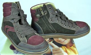 high top sneakers size 3 in Kids Clothing, Shoes & Accs