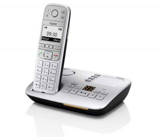 The E500As base station includes an integrated answering machine, and 