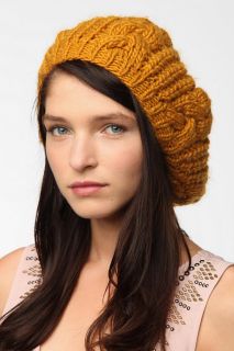 BDG Cable Knit Beret   Urban Outfitters