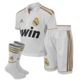 Real Madrid Football Shirts adidas Real Madrid Home Kit 2011 2012 Mini 